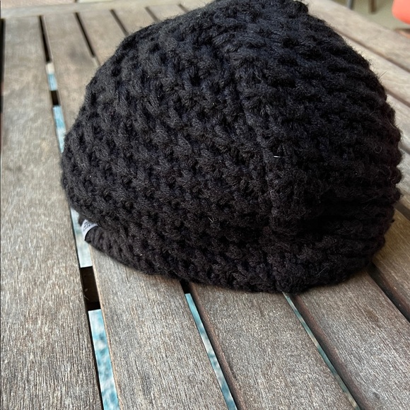 The North Face Black Knit Men's Hat - Picture 3 of 6
